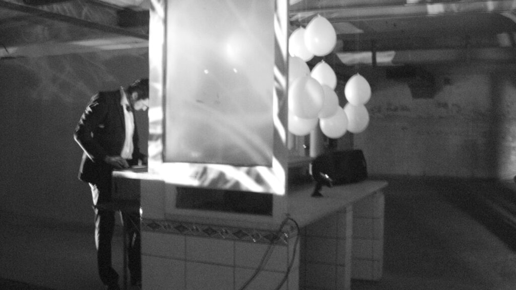Stone counter with music installation, balloons
